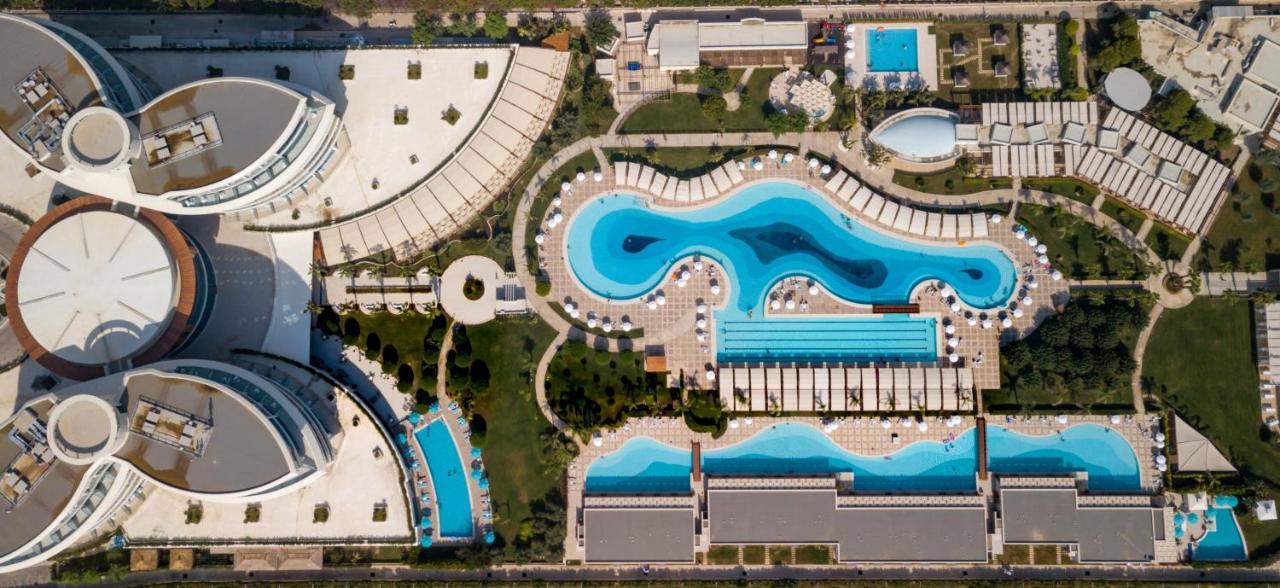 Baia Lara Hotel Анталья Экстерьер фото Aerial view of the hotel