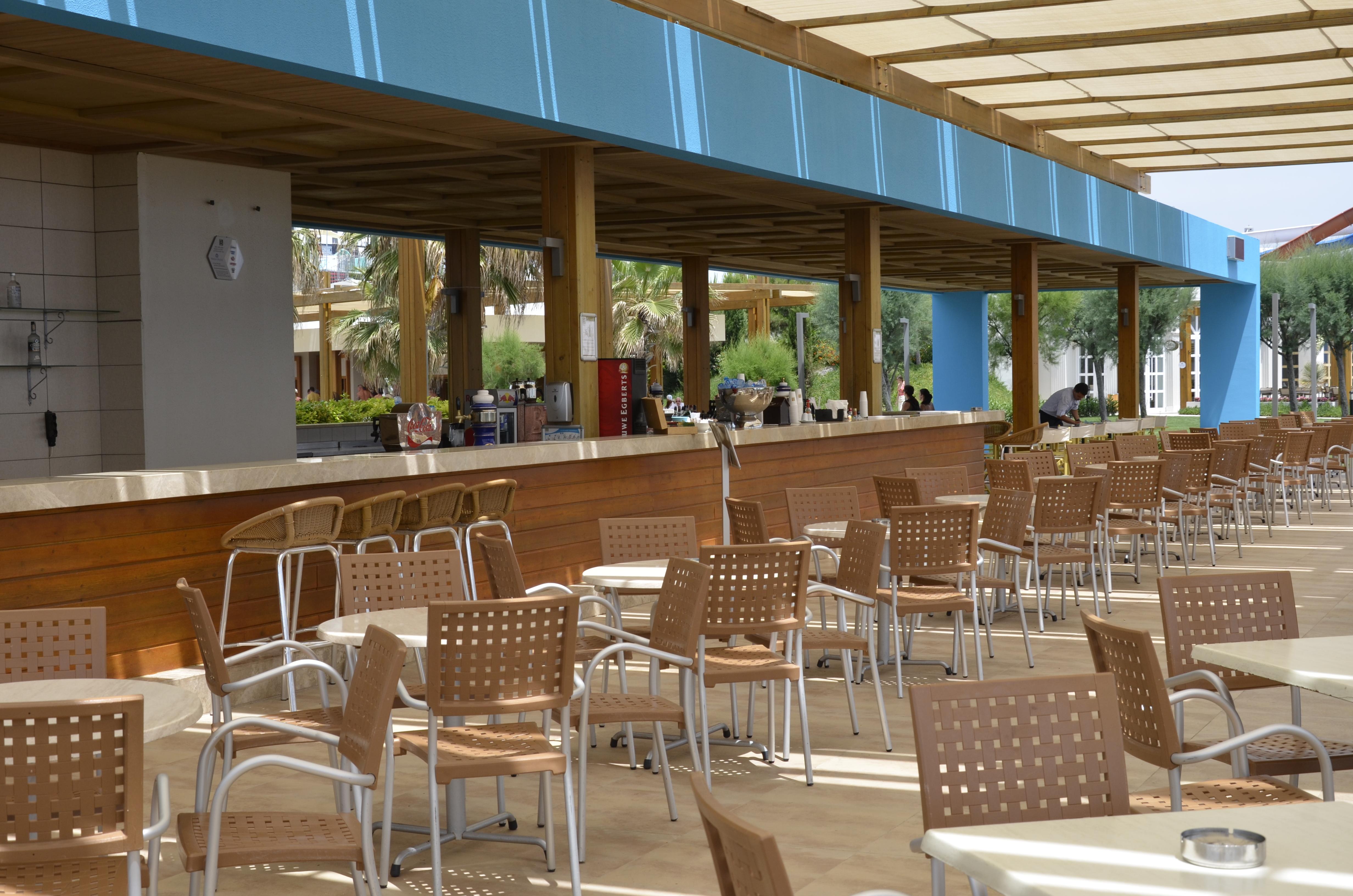 Baia Lara Hotel Анталья Экстерьер фото The bar at the pool