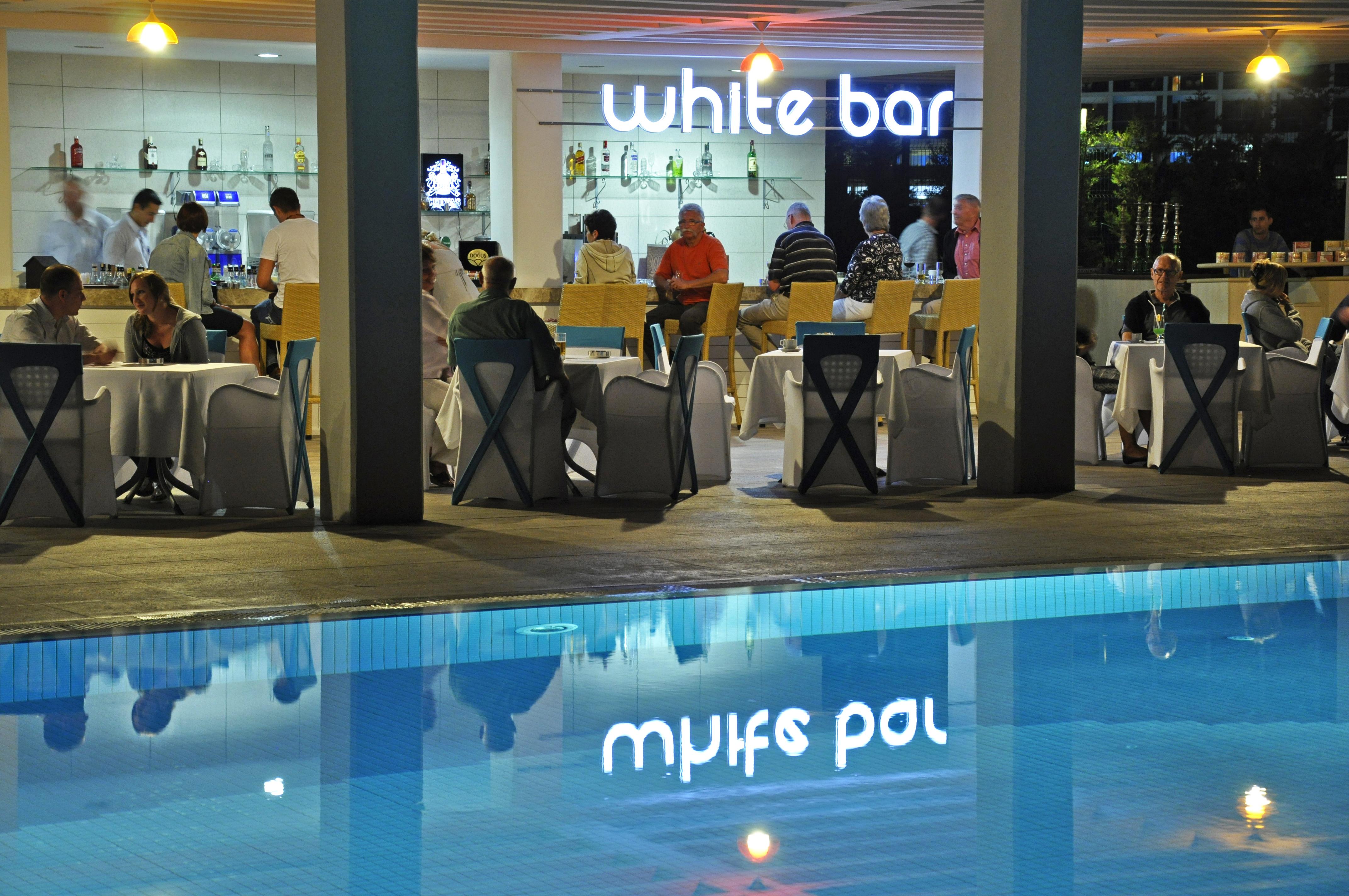 Baia Lara Hotel Анталья Экстерьер фото White Bar