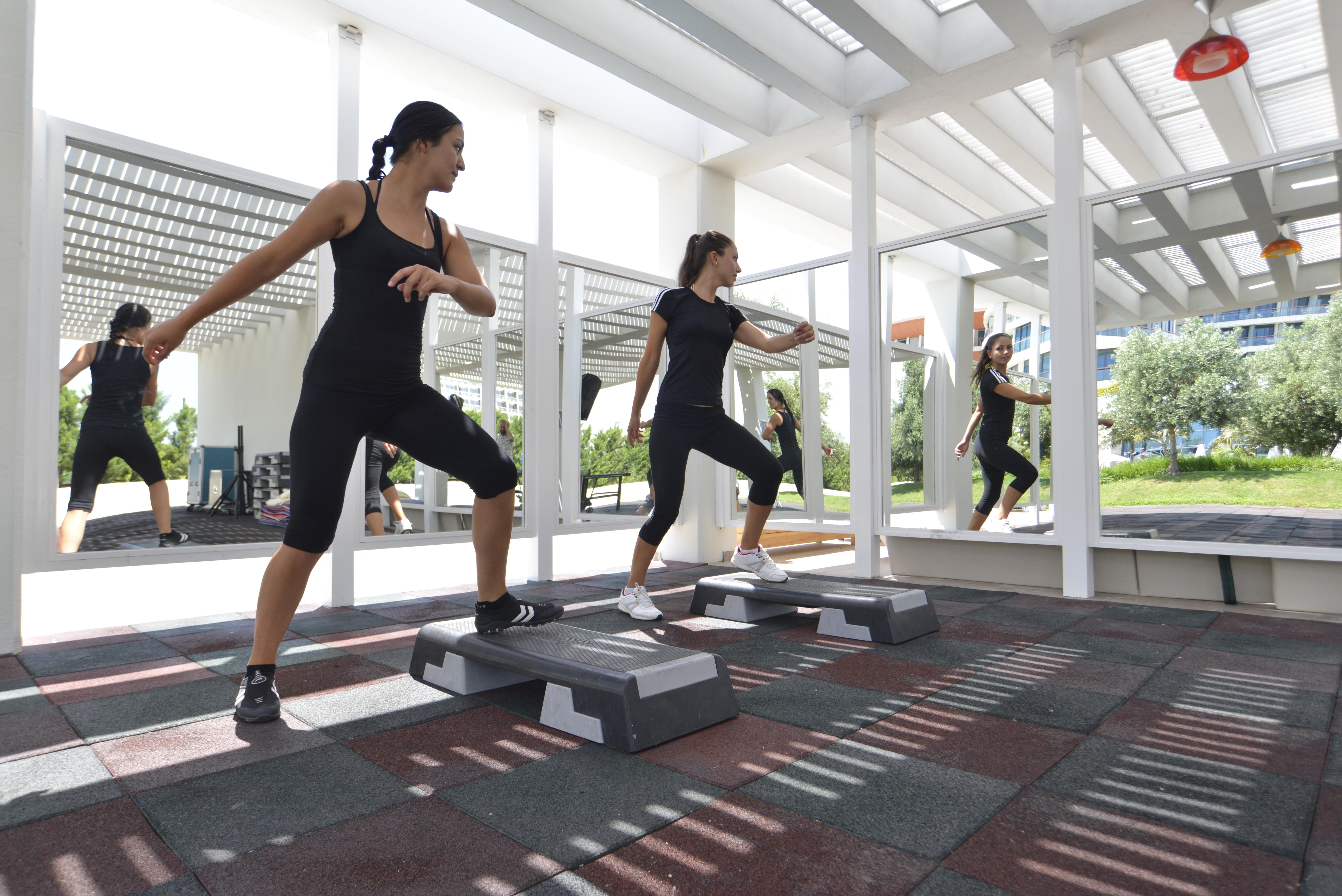 Baia Lara Hotel Анталья Экстерьер фото Step aerobics